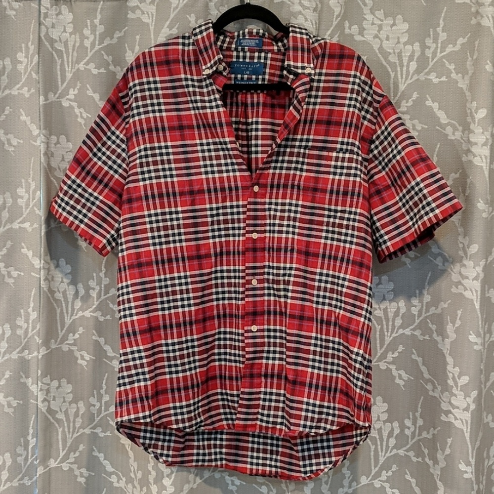 Towncraft Plaid red white and blue shirt L